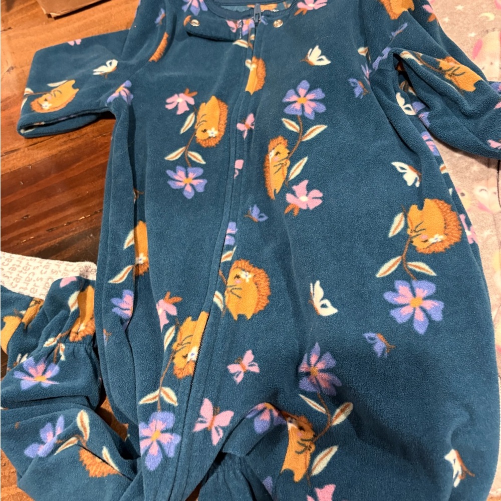 Carters footed winter sleepers bundle - Picture 3 of 6
